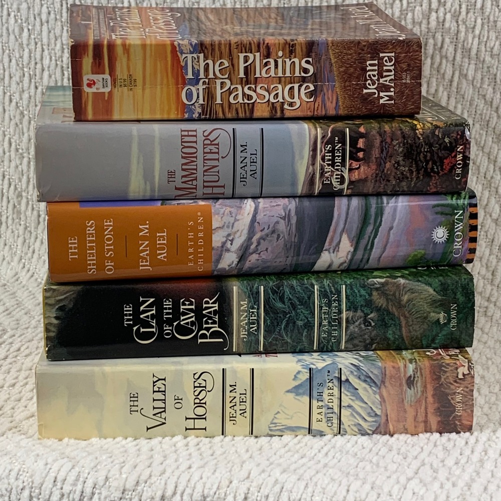 Jean M Auel Earths Children Book Series Lot of 5 Hardback &‎ Paperback
